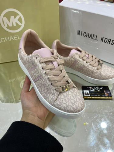 شوز ابيض /بينك موديل 685