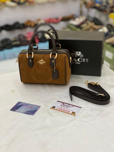 شنطة صغيرة بني مخمل 170269