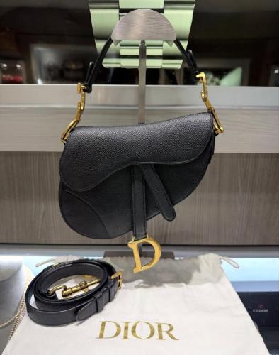 شنطة صغيرة اسود ذهبي 170310