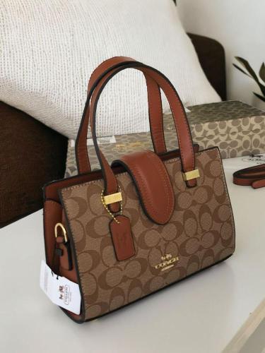 شنطة وسط بيج /جملي 997