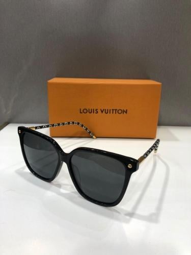 نظارة اسود موديل 741