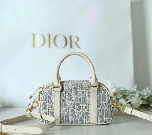 شنطة صغيرة موديل 16984