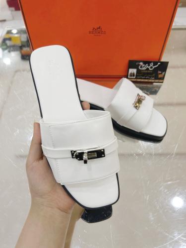 سليبر ابيض موديل 595