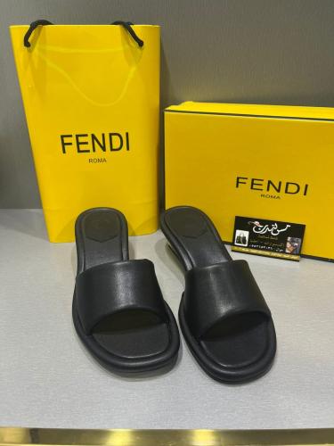 كعب نسائي موديل 35