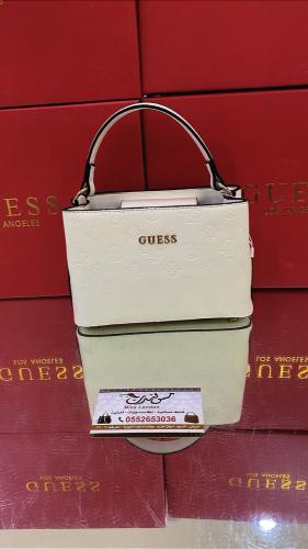 شنطة  صغيرة ابيض 8022