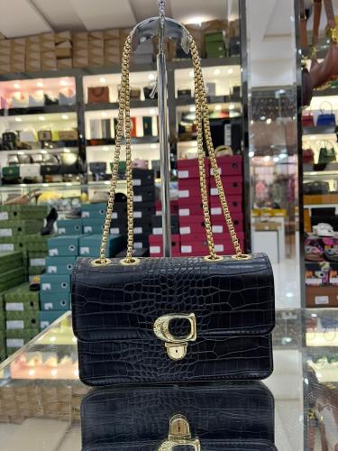 شنطة صغيرة موديل 171