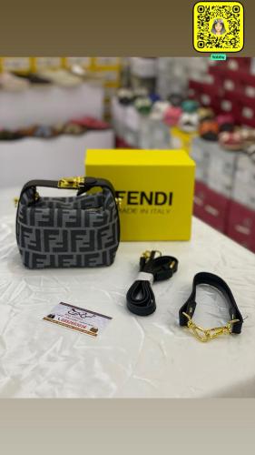 شنطة صغيرة رمادي /اسود 16923