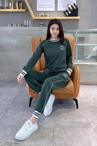 طقم قطعتين اخضر 161