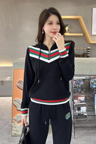 طقم قطعتين اسود 152