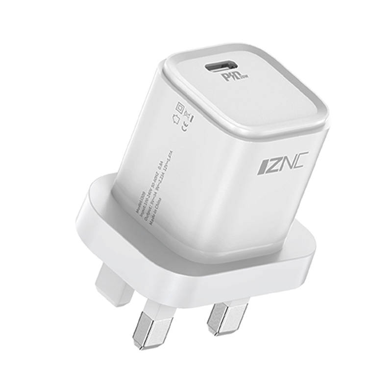 IZNC 20W PD Fast Wall Charger - شاحن جداري سريع PD من إزنك بقوة 20 واط