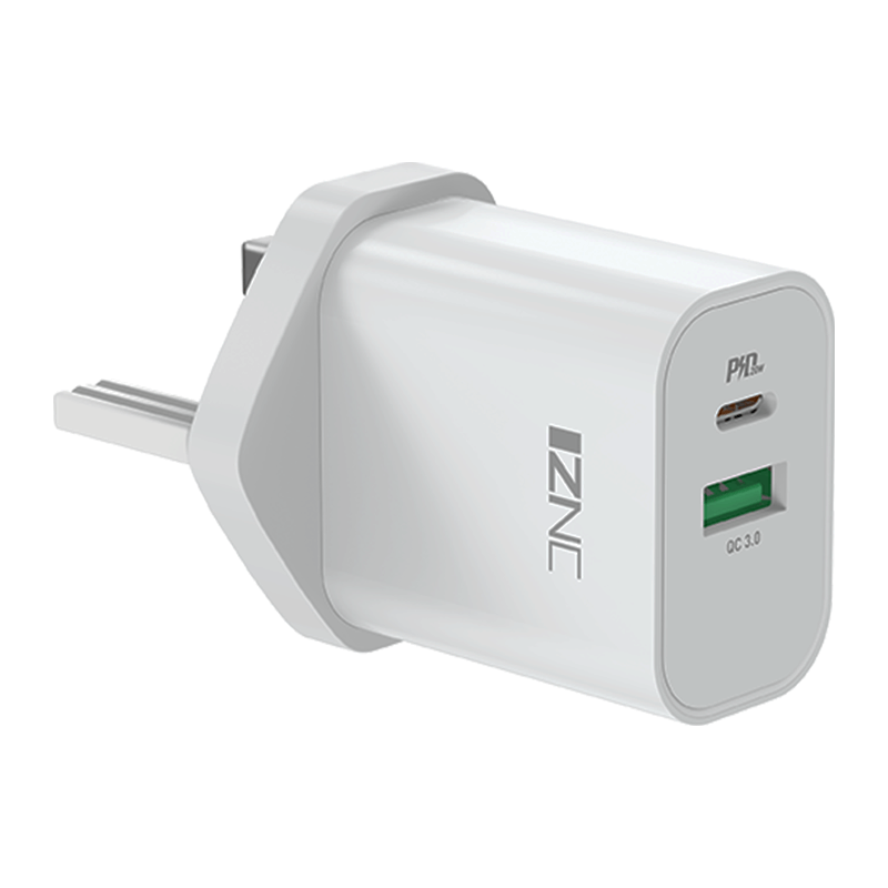 IZNC Dual Port PD & USB Wall Charger with Quick Charge 3.0 - شاحن جداري بمنفذين PD وUSB وتقنية الشحن السريع QC3.0 من إزنك