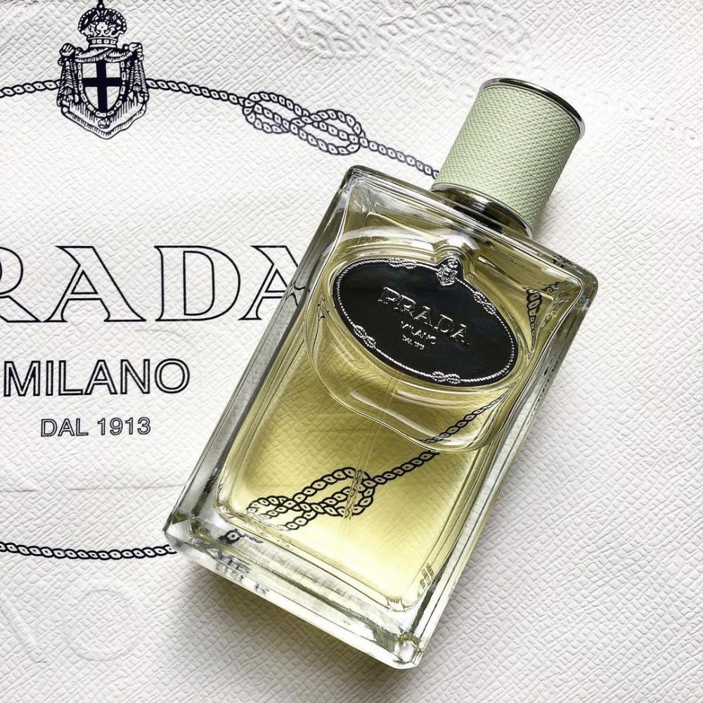 Infusion d Iris Prada qamar perfume