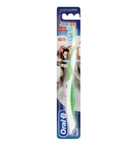 اورال بي برو اكسبيرت ستيجس فرشاة اسنان ، ناعم - متعدد الالوان.   ORAL B