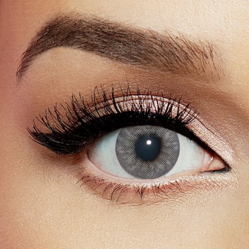 عدسات ليالا اللاصقة الملونة عبوة من قطعتين ( اش جراي ) _ 3 شهور