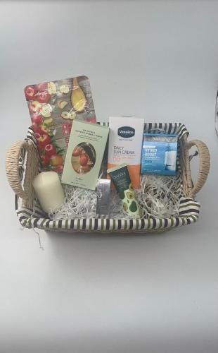 بوكس نضارة وخفة _ 7 قطع