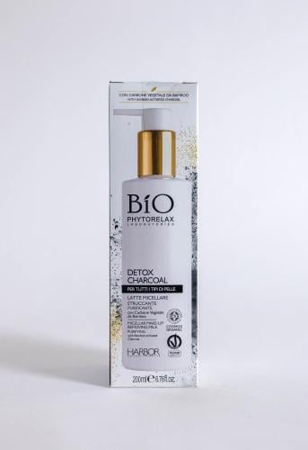 مزيل المكياج الإيطالي من Bio - 200 مل | تنظيف عميق ولطيف للبشرة