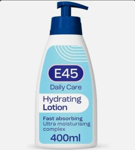 E45  لوشن يومي لجميع أنواع البشرة - مرطب غير دهني خفيف الوزن _ 400 مل