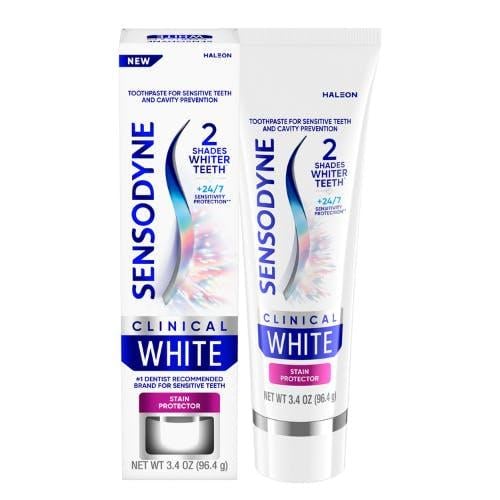 معجون أسنان سنسوداين كلينيكال وايت للحماية من البقع البيضاء _ 96.4  Sensodyne