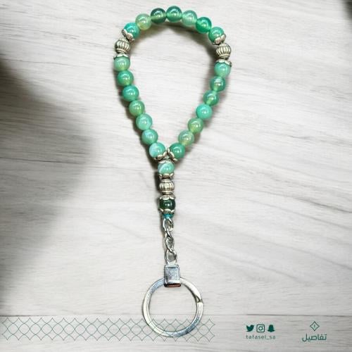 ميدالية من الأحجار - تفصيل يدوي