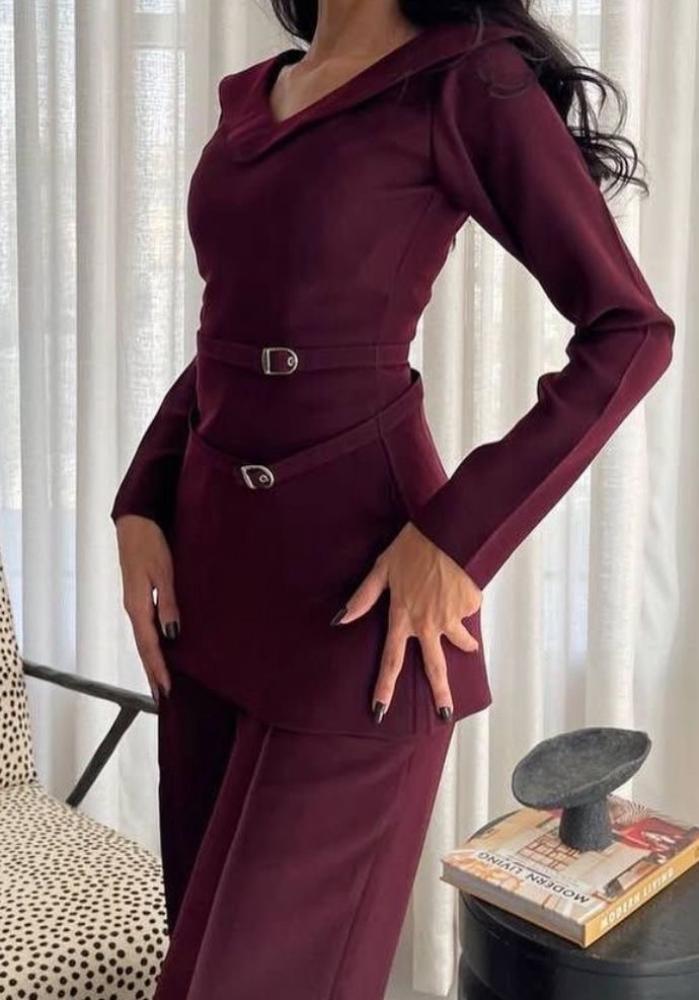 بدلة العيد برغندي