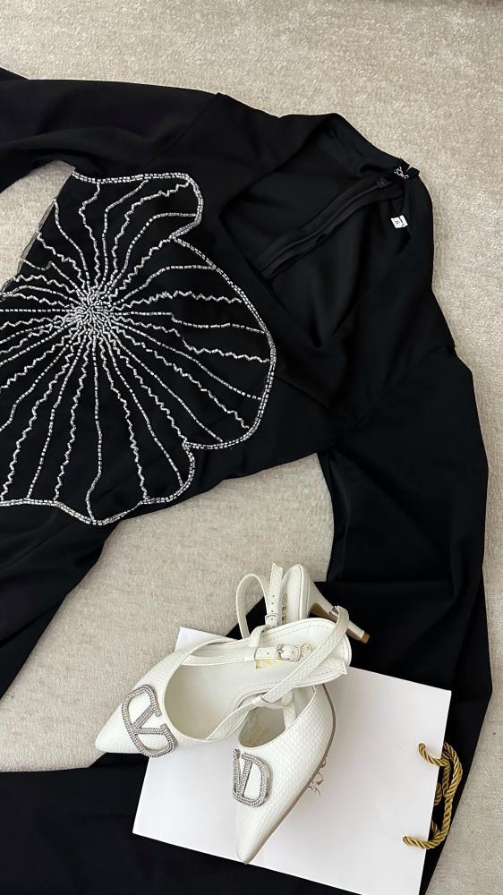 فستان اسود كشخه مميز