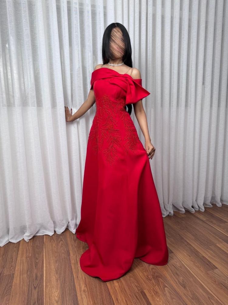 فستان سهرة احمر