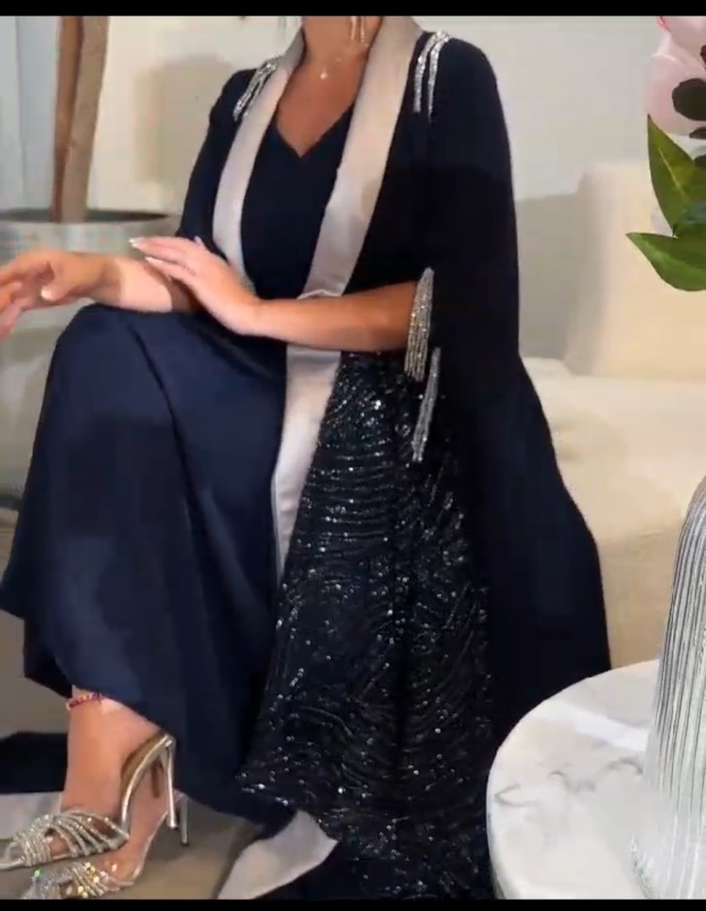 فستان مع عبايه جذاب