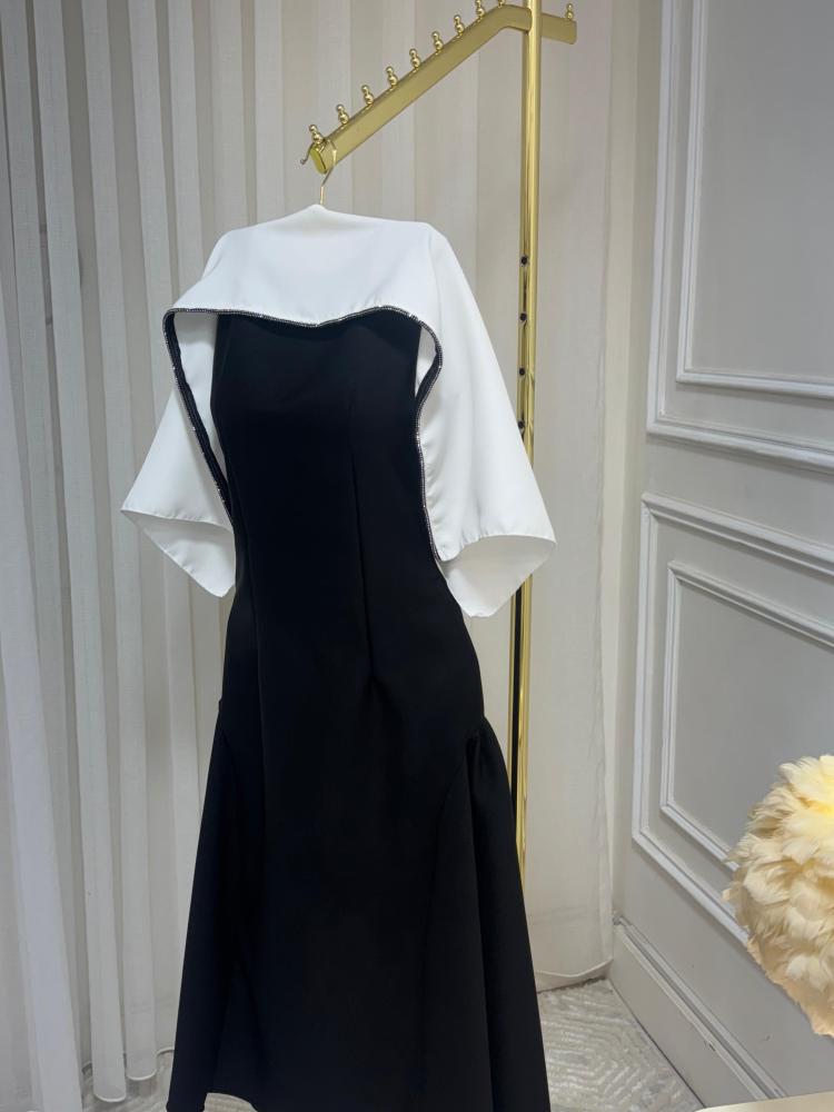 فستان العيد قطعتين ثلاث الوان ابيض - اسود - عودي