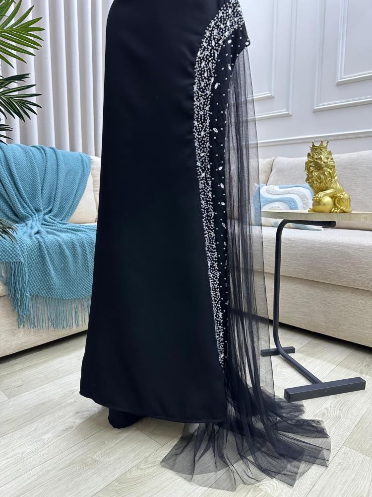 فستان سهرة اسود بدون اكمام