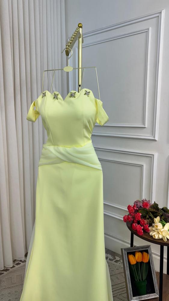 فستان سهرة اصفر فخم