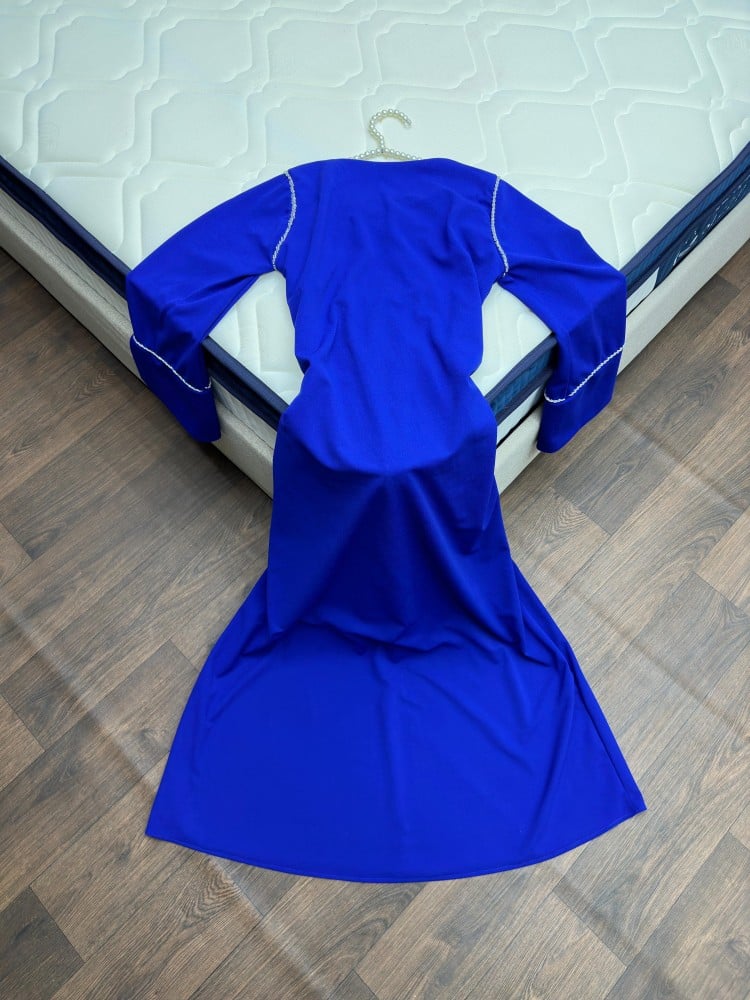 جلابيه لون ازرق مميز واسعه