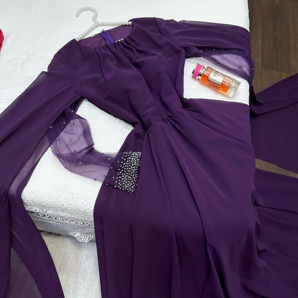 فستان بنفسجي غامق