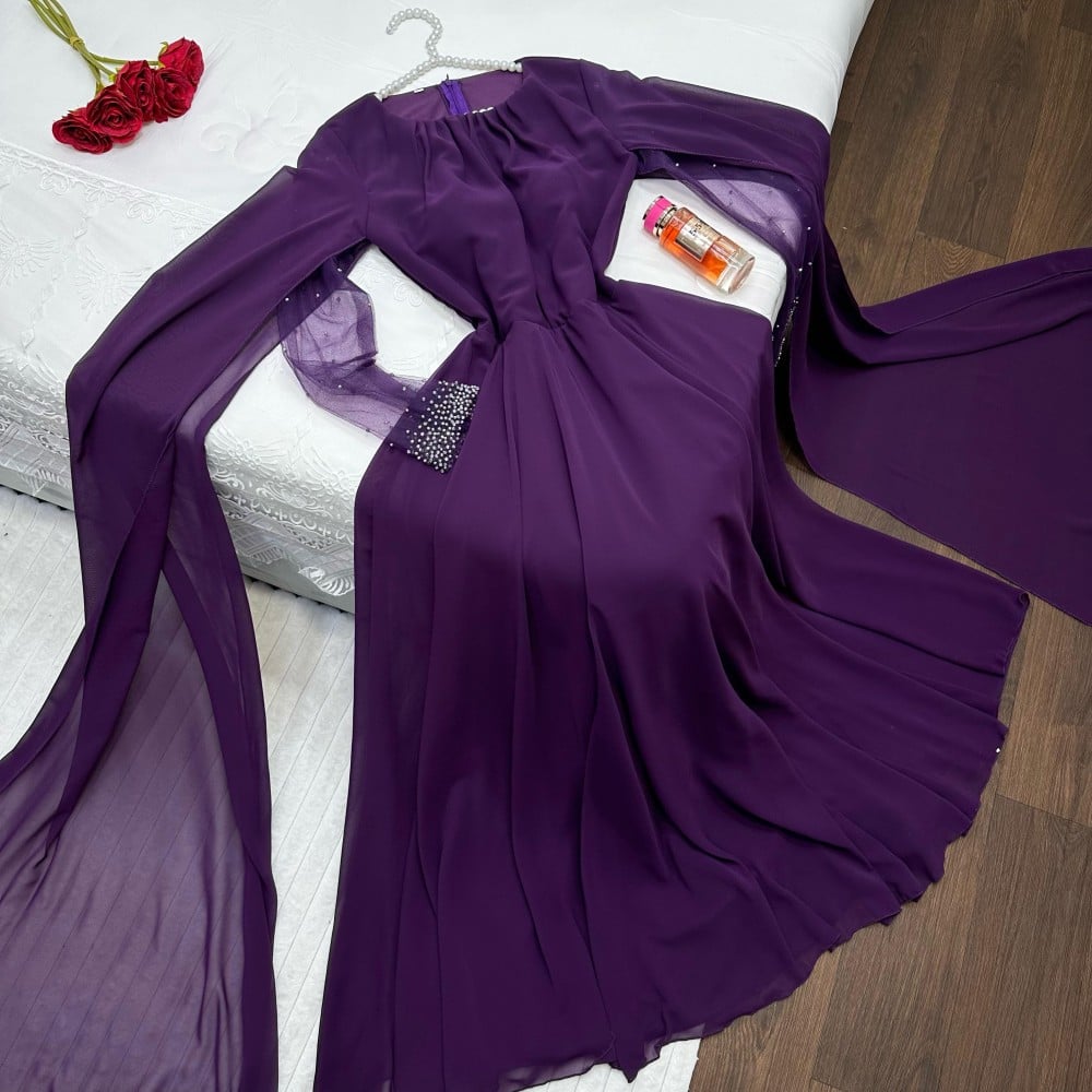 فستان بنفسجي غامق