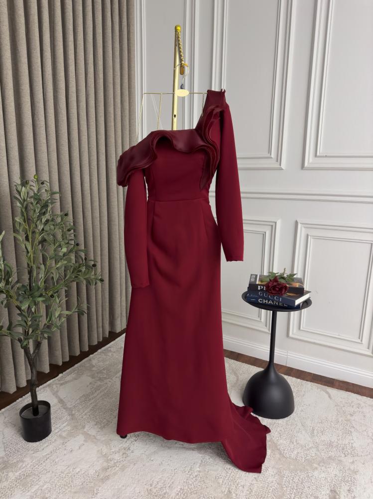 فستان الموسم عنابي فخم