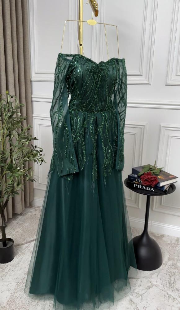 فستان الاناقه وصل باربع الوان مختلفه دبل كلوش