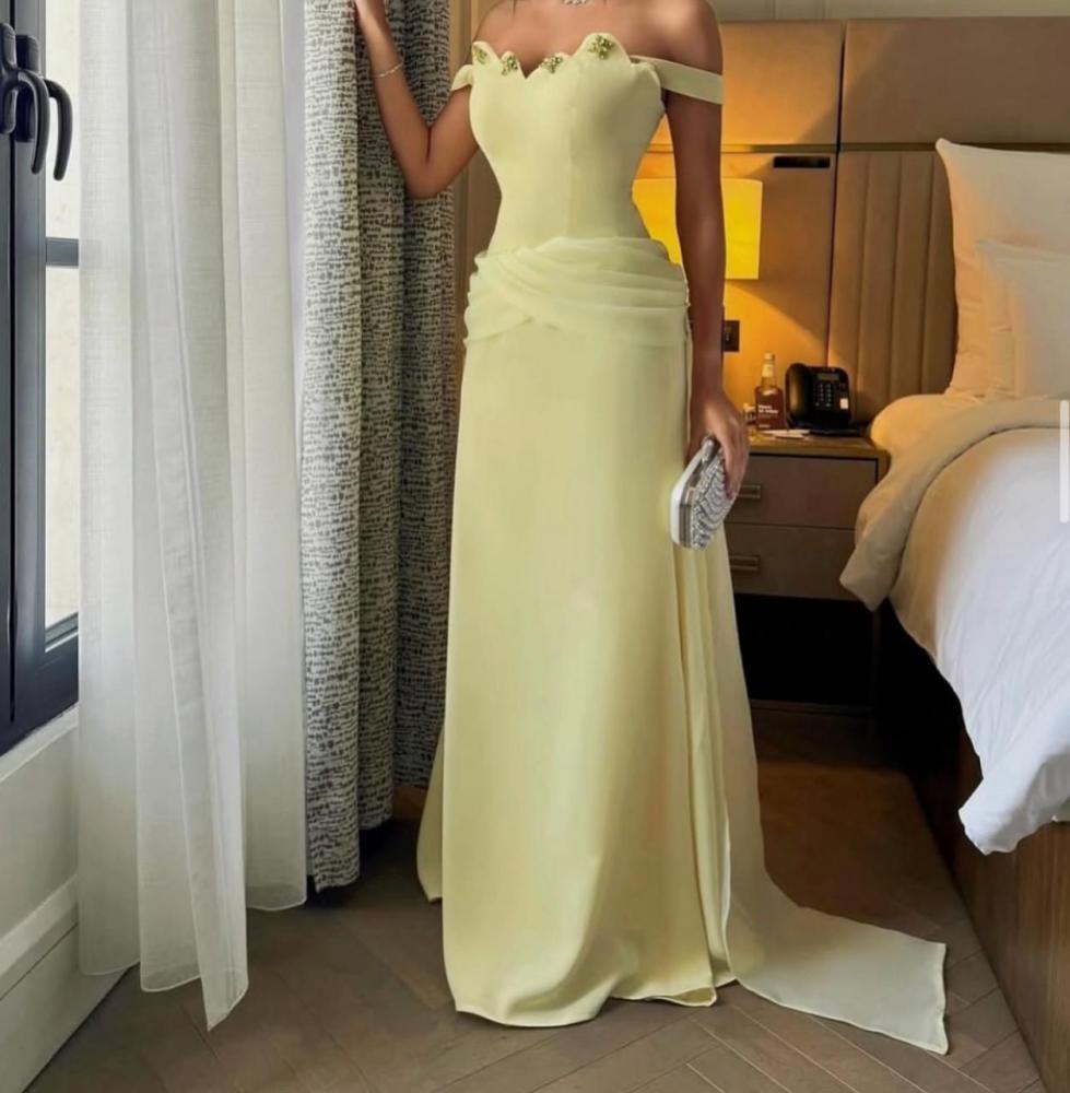 فستان سهرة اصفر فخم