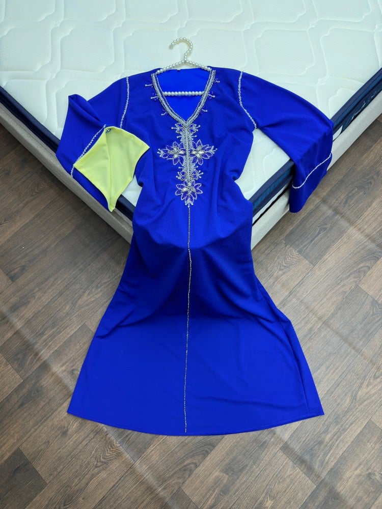 جلابيه لون ازرق مميز واسعه