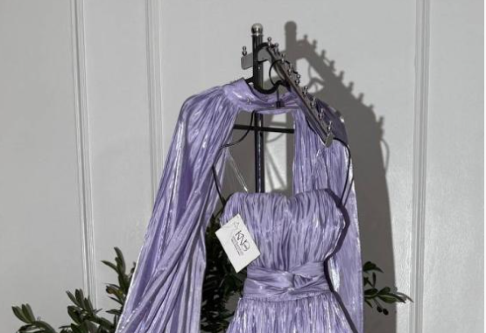 فساتين سهرة مع كاب