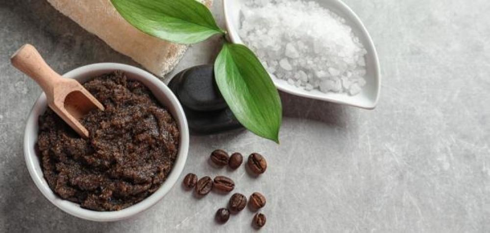 هل الدلكة السودانية تقشر الجلد؟ كل ما تحتاجين معرفته