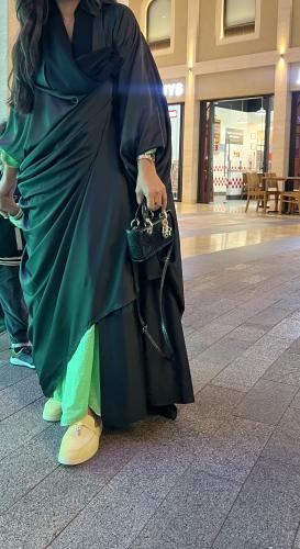 Silky abaya