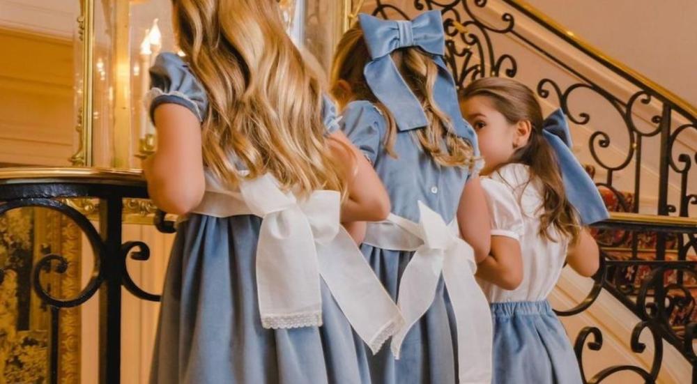 لبس بنات عصري