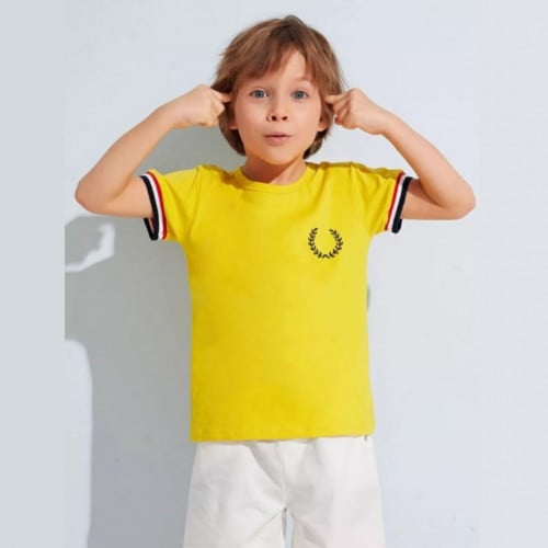 تيشيرت ولادي بكفة بشريط مخطط ، لون أصفر