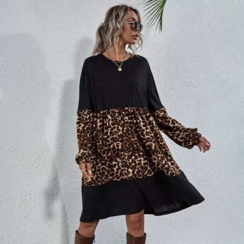 فستان نسائي قصير بأكمام فانوس ، نمط نمري