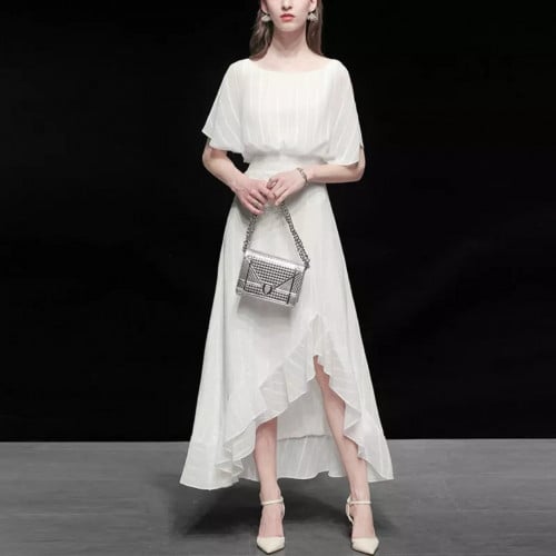 فستان نسائي شيفون بتصميم مميز واكمام واسعة ، اون أبيض