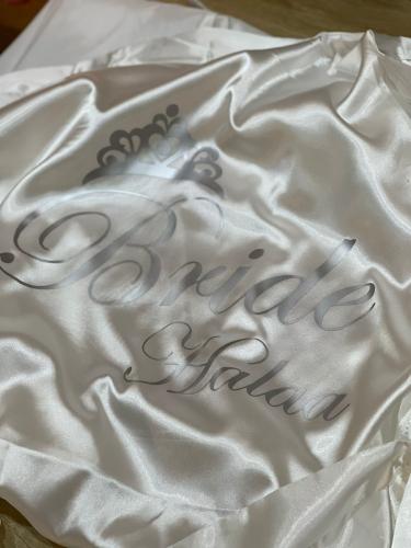 روب عروسة بالأسم