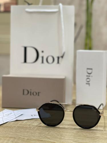 نظارة شميسة ديور