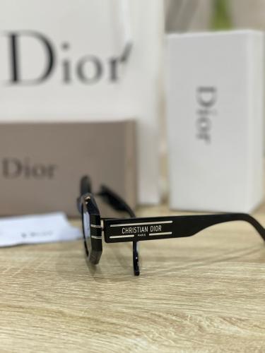 نظارة شميسة ديور