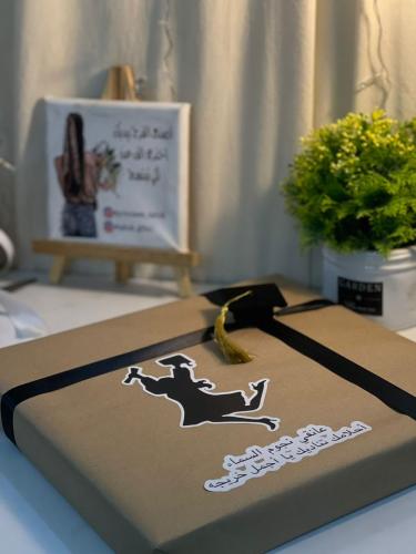 بوكس ارواج+مناكير