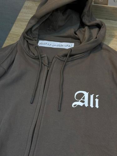 بلوفر مع طباعه