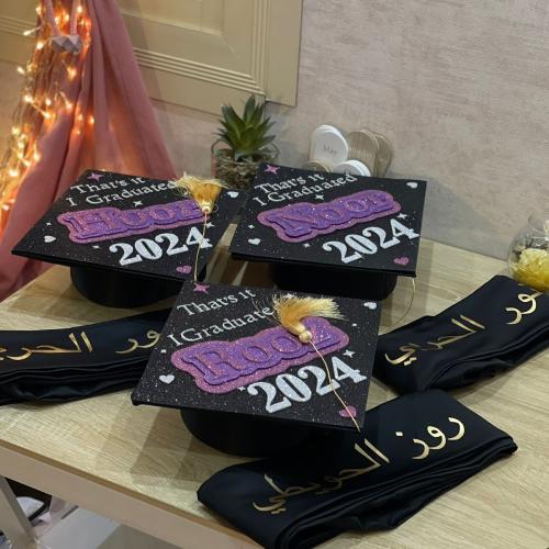 قبعه قلتر بتزيين حسب الطلب + و،شاح